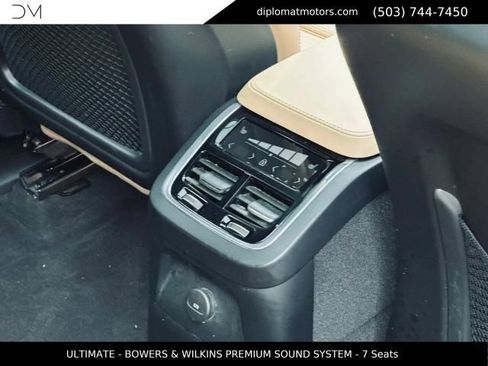 Used 2024 Volvo XC90 T8 Ultimate AWD/4WD image 23