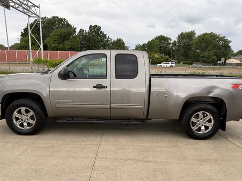 Used 2013 GMC Sierra 1500 SLE w/ Power Tech Package AWD/4WD image 10
