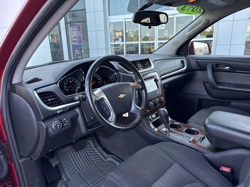 Used 2013 Chevrolet Traverse LT w/ All-Star Edition FWD image 11