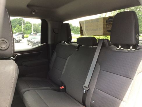 Used 2022 Chevrolet Silverado 1500 LT AWD/4WD image 34