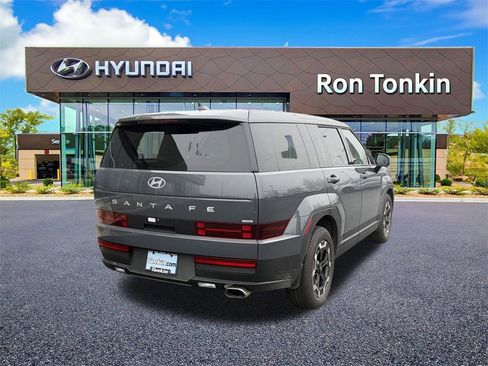 Used 2025 Hyundai Santa Fe SE image 8