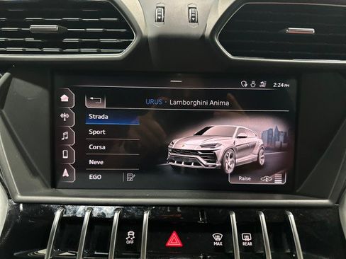 Used 2019 Lamborghini Urus AWD/4WD image 77