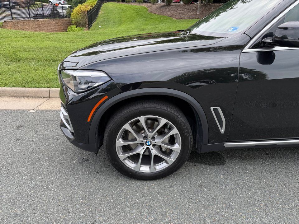 Used 2019 BMW X5 xDrive40i w/ Premium Package 2 AWD/4WD image 27
