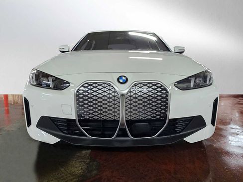 New 2026 BMW i4 xDrive40i w/ Premium Package image 8