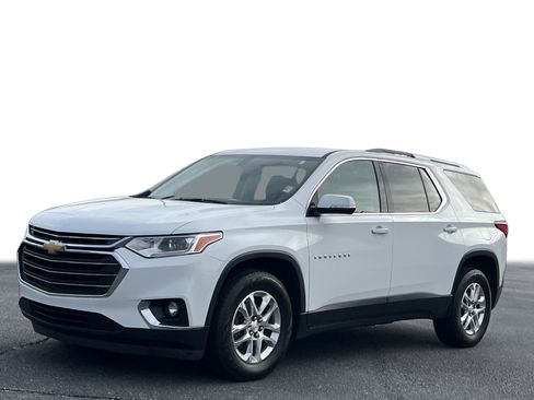 Used 2018 Chevrolet Traverse LT image 19