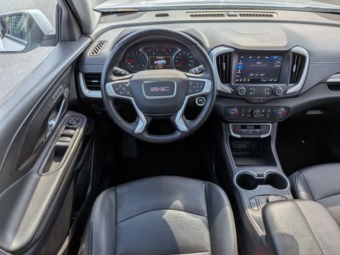 Used 2024 GMC Terrain SLT AWD/4WD image 31