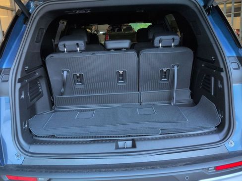 Used 2026 Chevrolet Traverse LT w/ LPO, Floor Liner Package AWD/4WD image 18