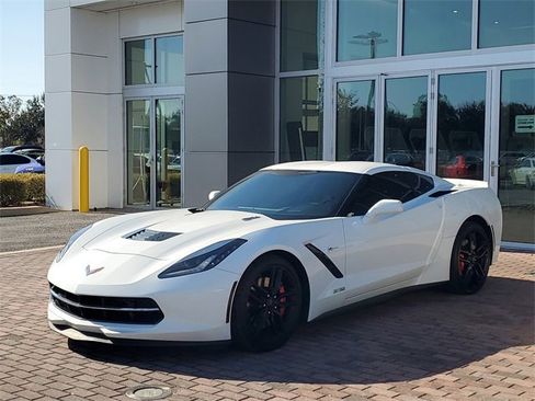 Used 2019 Chevrolet Corvette Stingray Coupe image 2