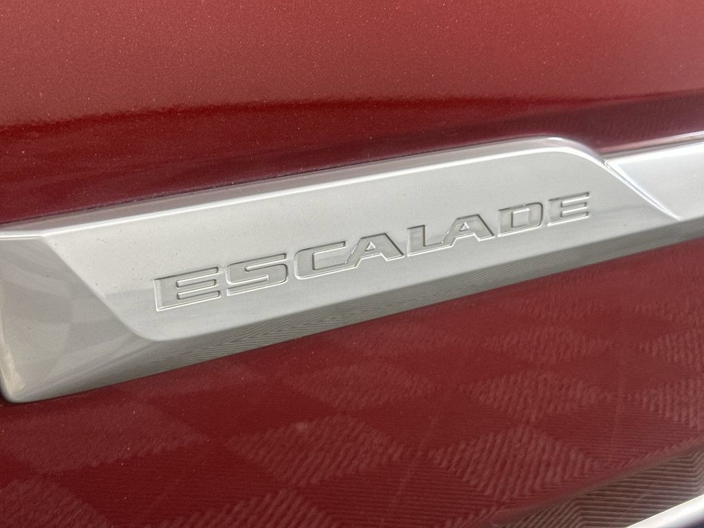 Used 2018 Cadillac Escalade Platinum AWD/4WD image 36