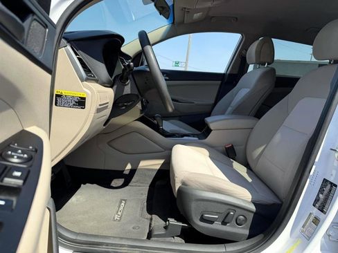 Used 2017 Hyundai Tucson SE image 8