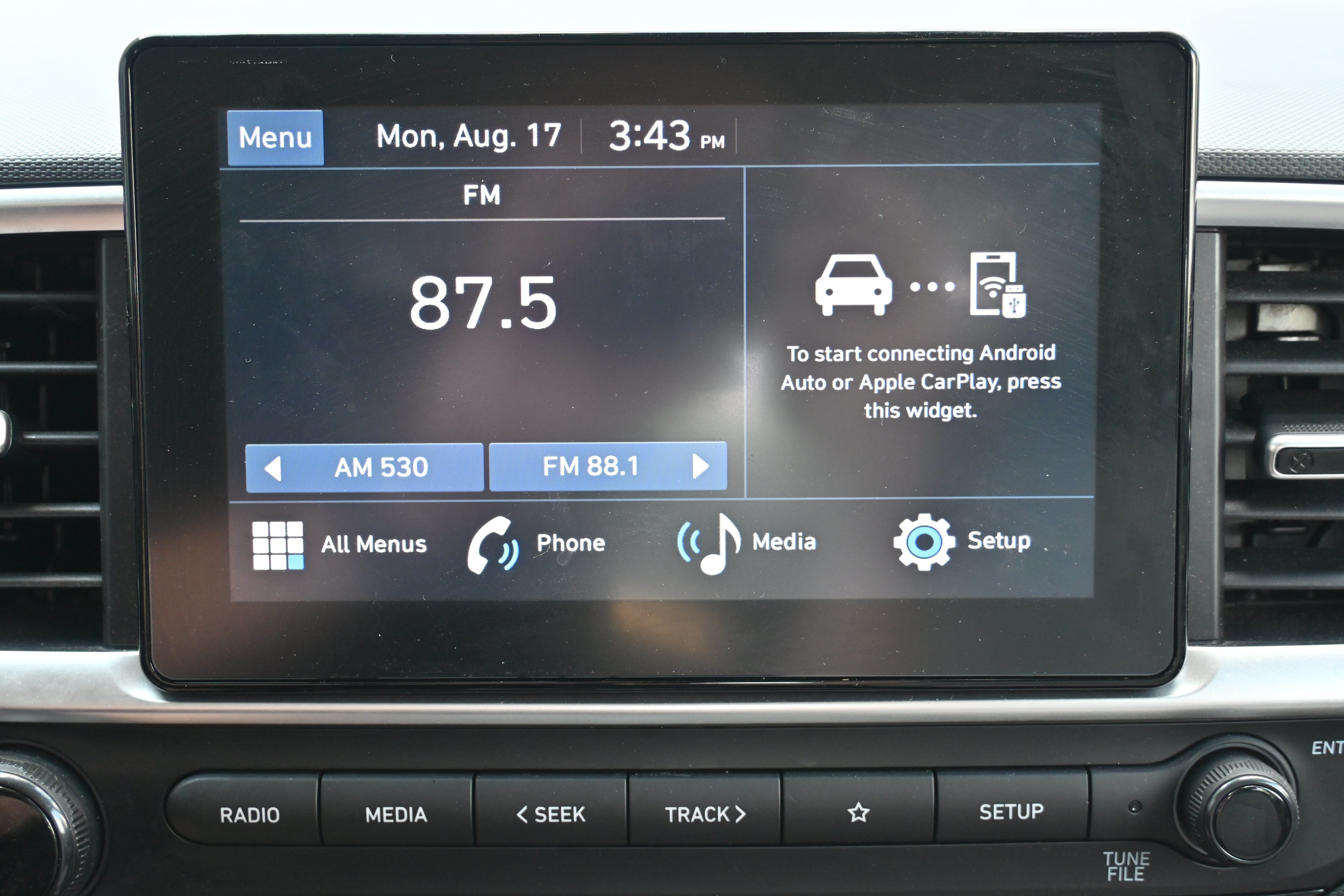 Used 2024 Hyundai Venue SEL FWD image 22