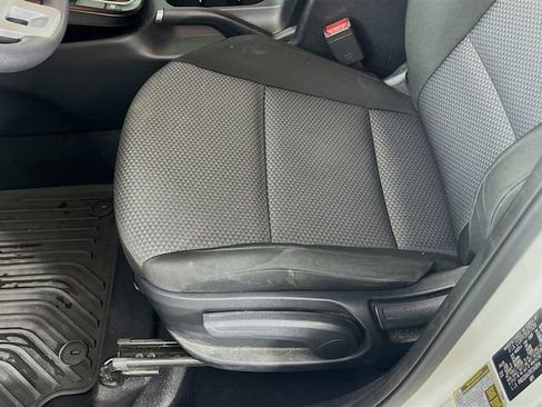 Used 2024 Kia Soul LX w/ Option Group 015 FWD image 19