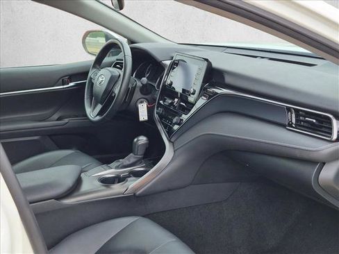 Used 2024 Toyota Camry SE FWD image 20