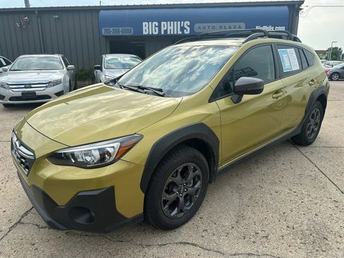 Used 2021 Subaru Crosstrek 2.5i Sport w/ Moonroof Package AWD/4WD image 3