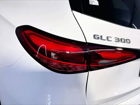 New 2026 Mercedes-Benz GLC 300 4MATIC image 5