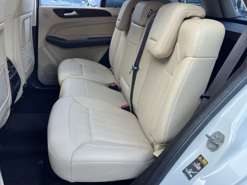 Used 2018 Mercedes-Benz GLE 350 4MATIC image 30