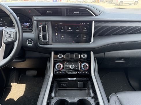 Used 2024 GMC Yukon Denali w/ Max Trailering Package AWD/4WD image 22