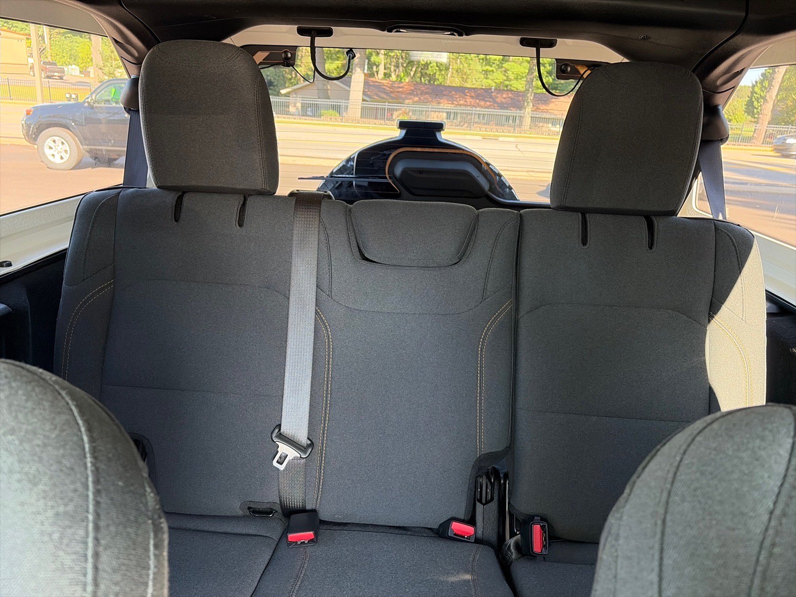 Used 2024 Jeep Wrangler Unlimited Sport AWD/4WD image 17