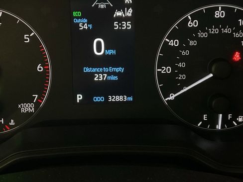 Used 2024 Toyota Corolla LE image 38