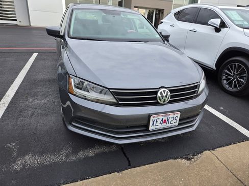 Used 2017 Volkswagen Jetta S FWD image 5