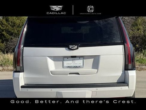 Used 2018 Cadillac Escalade Platinum image 4