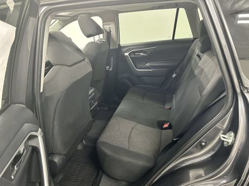 Used 2019 Toyota RAV4 XLE AWD/4WD image 20
