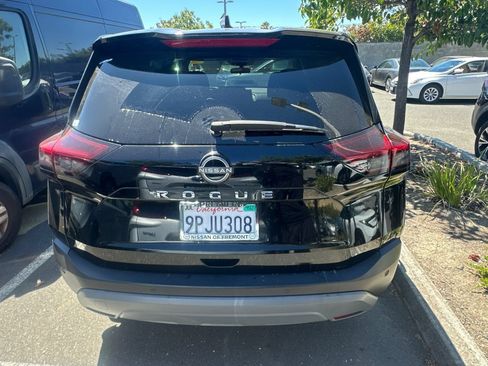 Certified 2023 Nissan Rogue S FWD image 6