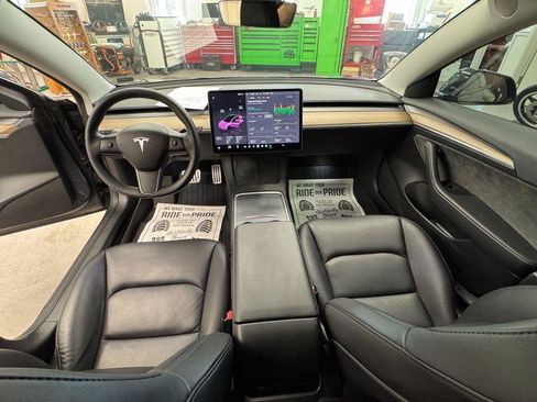 Used 2023 Tesla Model 3 Performance AWD/4WD image 3