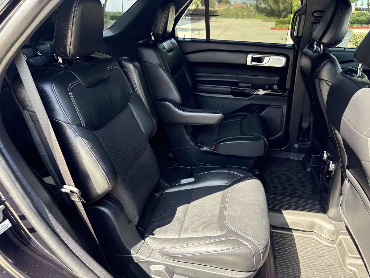 Used 2021 Ford Explorer ST w/ Equipment Group 401A AWD/4WD image 19
