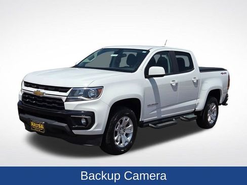 Used 2022 Chevrolet Colorado LT w/ LT Convenience Package AWD/4WD image 9