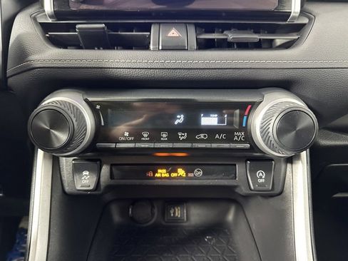 Used 2023 Toyota RAV4 LE image 19