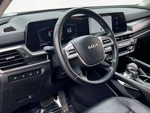 Used 2025 Kia Telluride S image 14