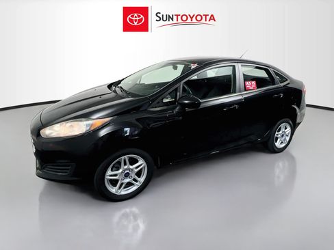 Used 2018 Ford Fiesta SE FWD image 9