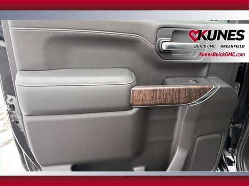 Used 2021 GMC Sierra 1500 Denali w/ Denali Ultimate Package image 39