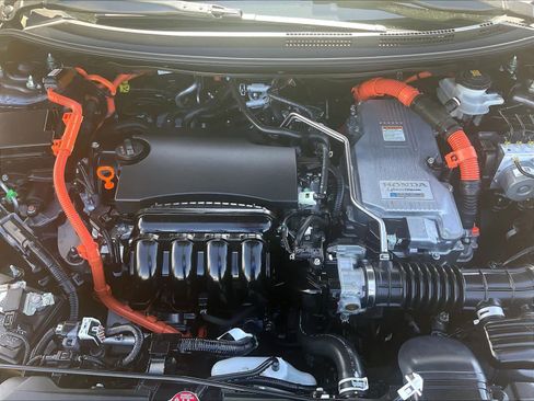 Used 2018 Honda Clarity Plug-In Hybrid image 12