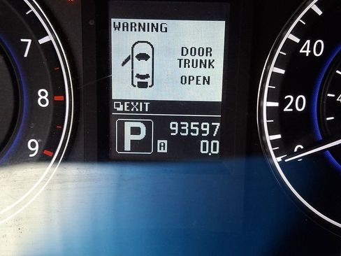 Used 2012 INFINITI G37 x Sedan w/ Premium Pkg AWD/4WD image 17