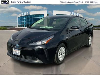 Used 2019 Toyota Prius L Eco w/ Carpet Mat Package