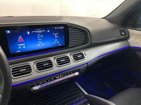 Certified 2024 Mercedes-Benz GLE 580 4MATIC image 23