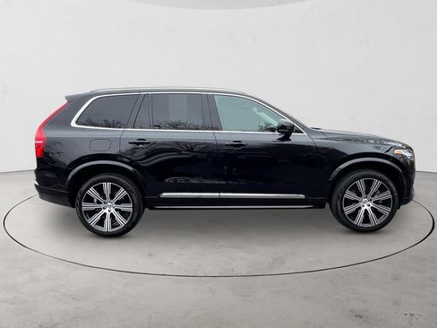 Certified 2025 Volvo XC90 T8 Core w/ Protection Package Premier AWD/4WD image 5