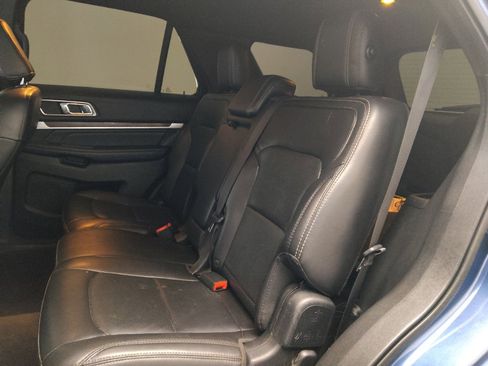 Used 2018 Ford Explorer Limited image 18