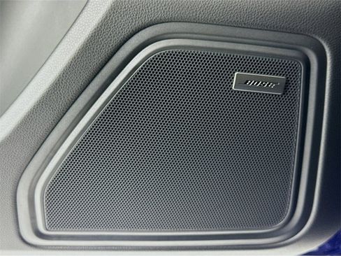 New 2026 Porsche Macan image 12