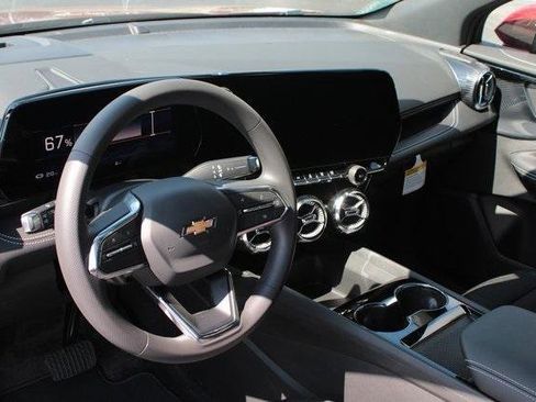 New 2025 Chevrolet Blazer EV LT image 3