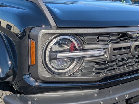 New 2025 Ford Bronco Raptor image 9