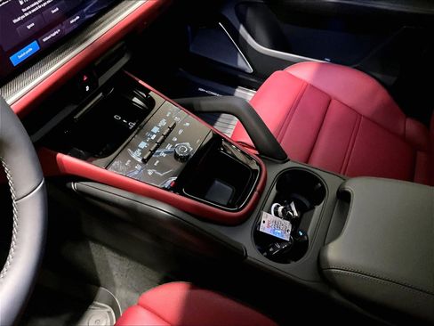 New 2026 Porsche Cayenne Turbo image 11