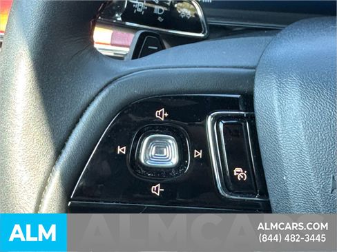 Used 2024 Lincoln Corsair Reserve w/ Jet Appearance Package image 30