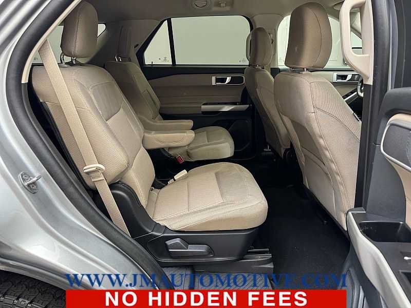 Used 2023 Ford Explorer XLT AWD/4WD image 20