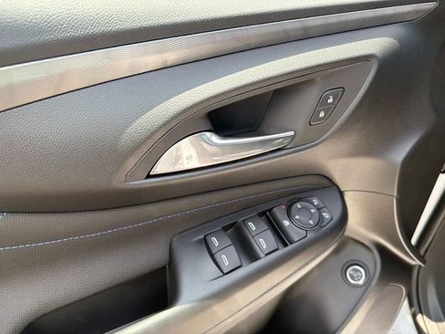 New 2026 Buick Envista Sport Touring w/ Convenience I Package FWD image 18