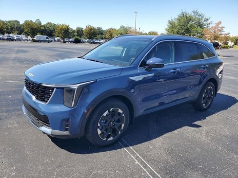 New 2026 Kia Sorento S w/ S Panoramic Sunroof Package image 2