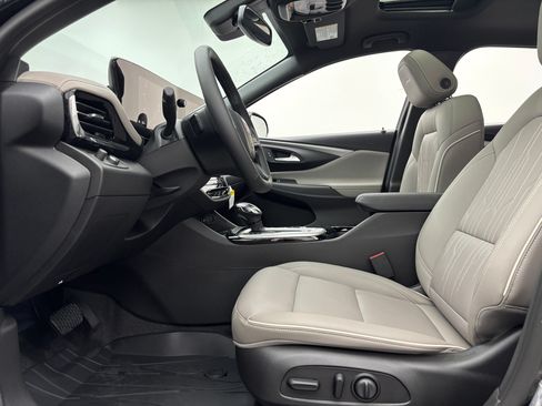 New 2026 Buick Envista Sport Touring FWD image 17