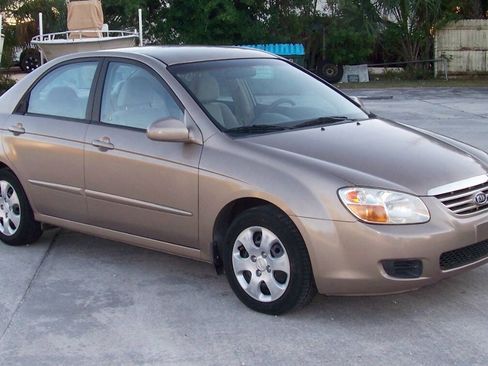 Used 2007 Kia Spectra EX image 1